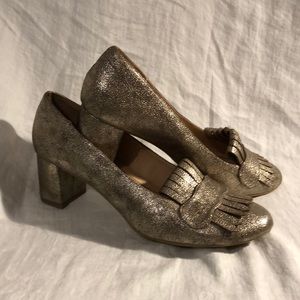 ✔️ Chinese Laundry vintage gold dress shoe